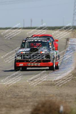 media/Sep-27-2025-24 Hours of Lemons (Sat) [[04fd3ac4ac]]/12pm (Outside Grapevine)/